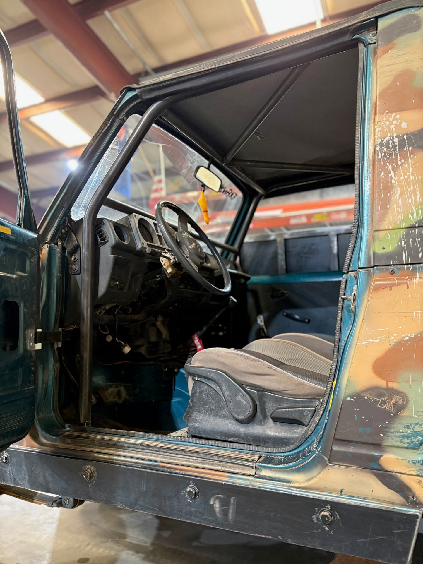 Suzuki Samurai 6-Point Roll Cage Kit