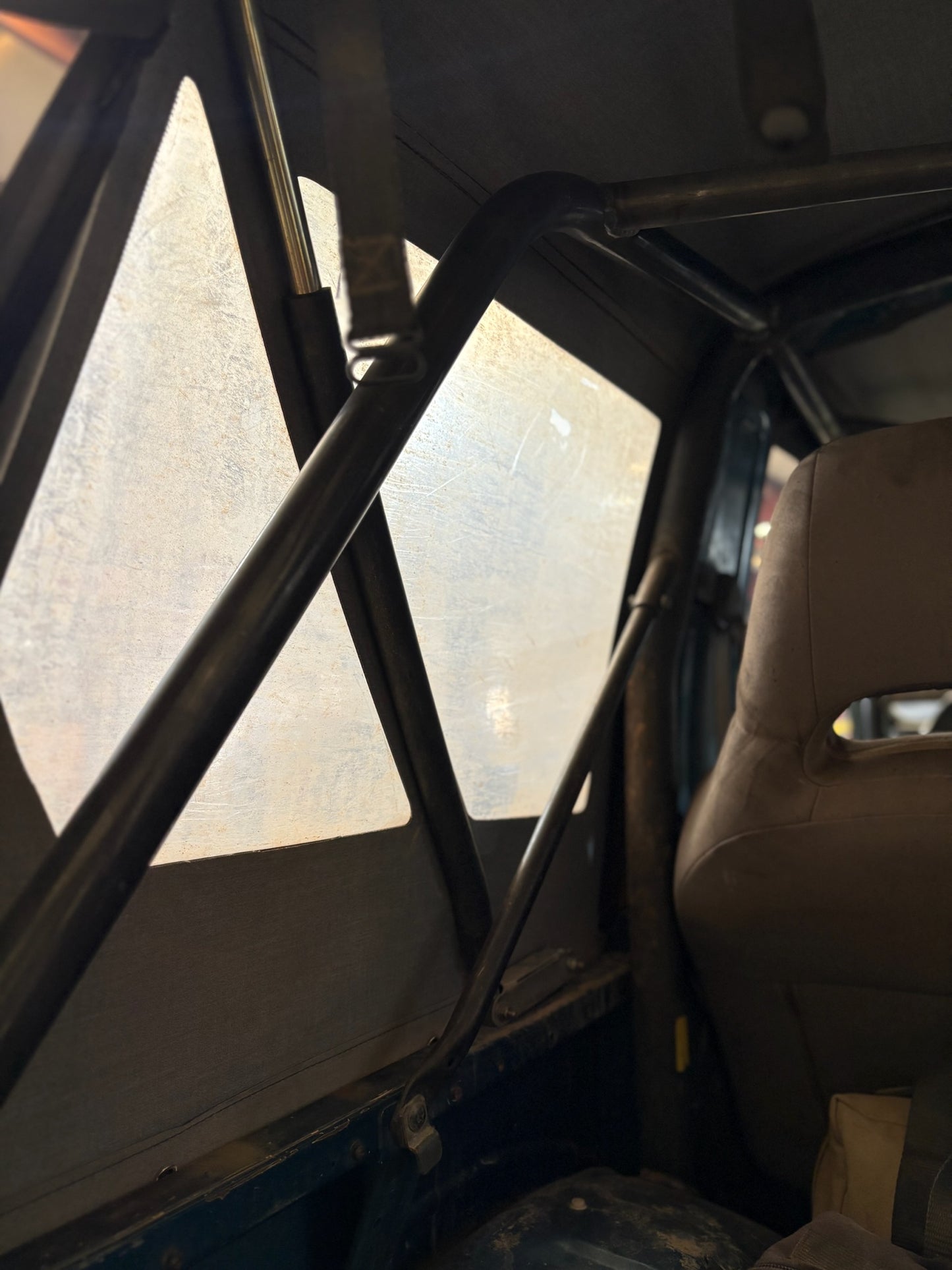 Suzuki Samurai 6-Point Roll Cage Kit