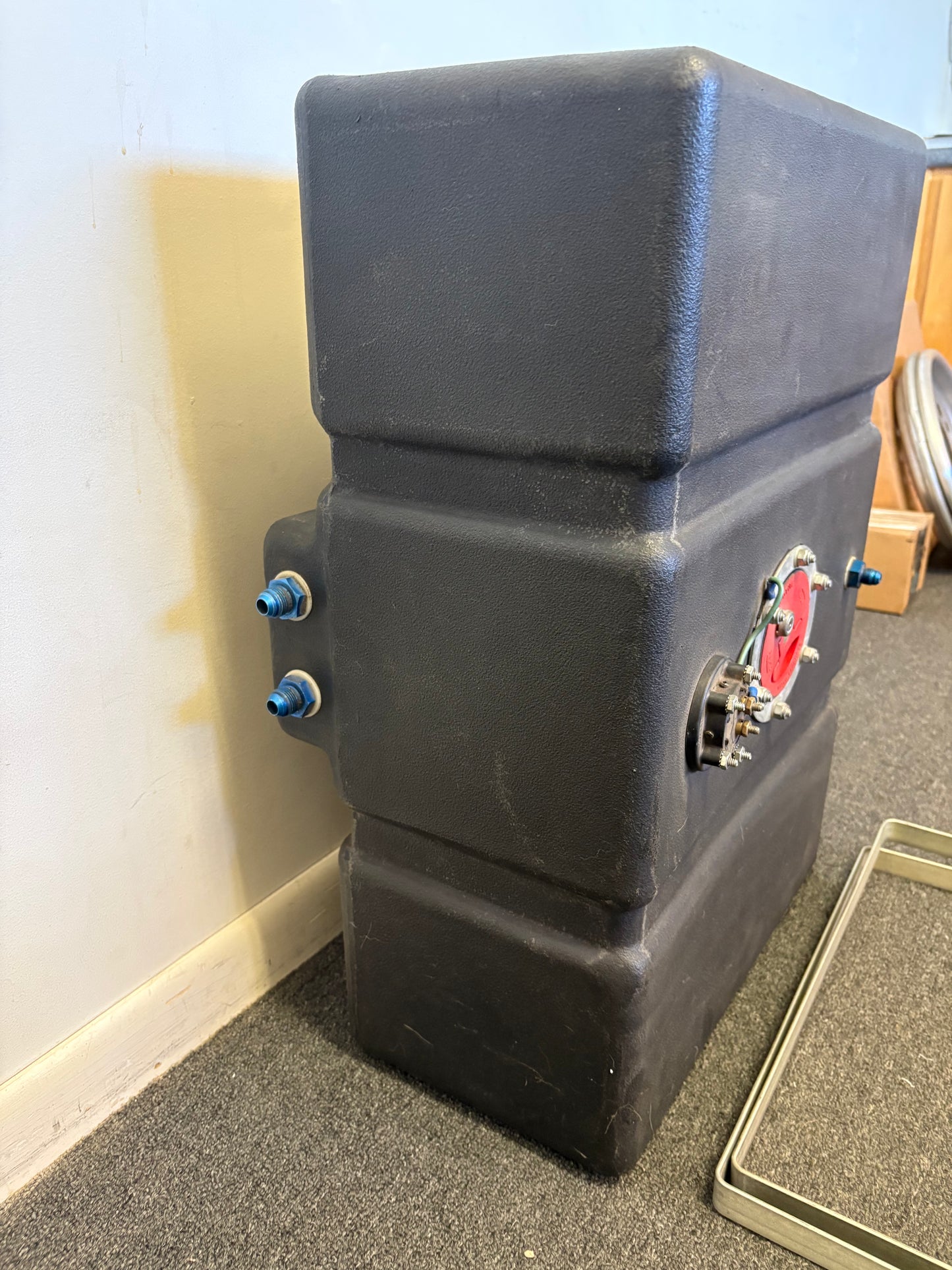 Fuel cell with mount